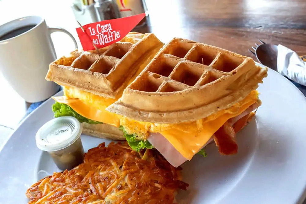 La Casa del Waffle Puerto Vallarta | Desayunos, Brunch y Comida Casera Todo el Día