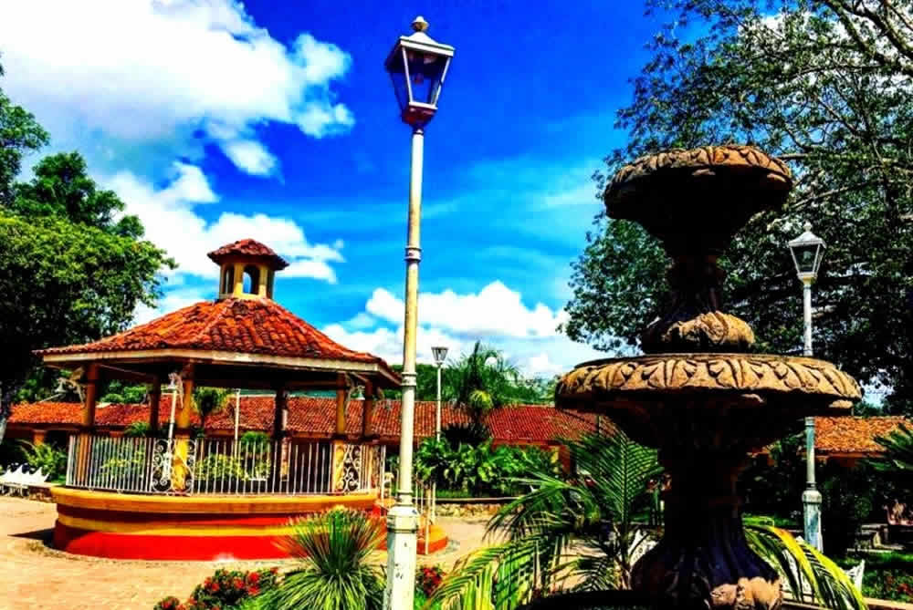 El Tuito Jalisco: Encanto Rural, Naturaleza y Tradiciones Cerca de Puerto Vallarta