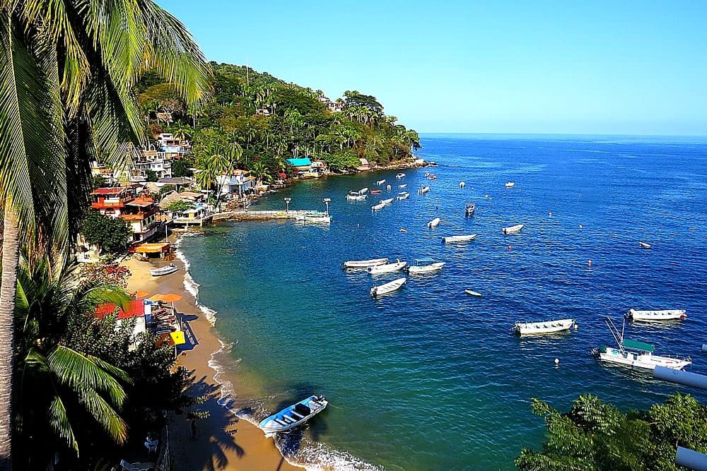 Yelapa Jalisco: Playa Virgen, Cascada y Refugio Tropical Cerca de Puerto Vallarta