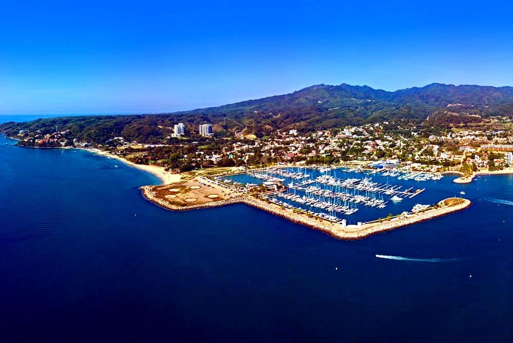 La Cruz de Huanacaxtle: Encanto Náutico y Gastronomía en la Bahía